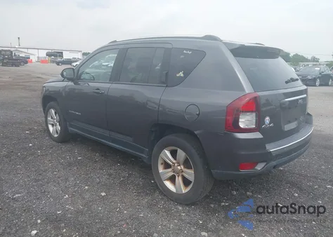 2015 Jeep Compass Latitude z USA, uszkodzony, nr VIN 1C4NJDEB6FD207059